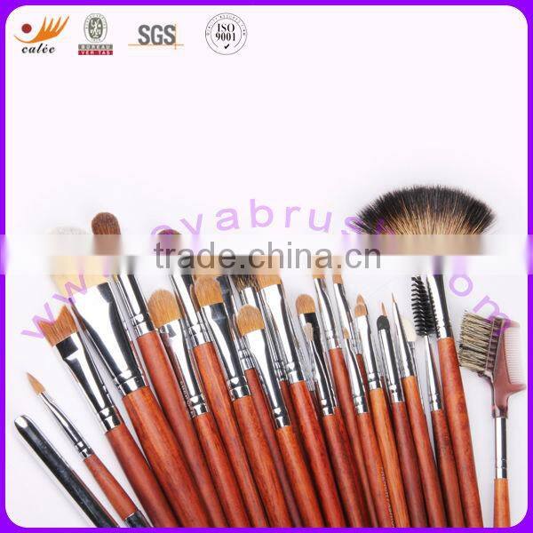 Eya 32pcs Professional Makeup Brush Set with black pouch