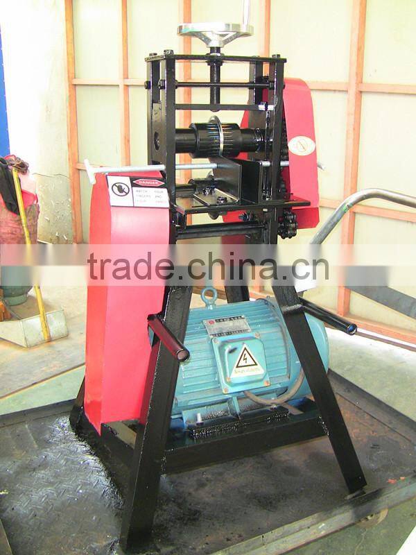 HXD-003-Plus Upper and lower adjustable dual boot wire stripping machine, copper scrap cable stripper