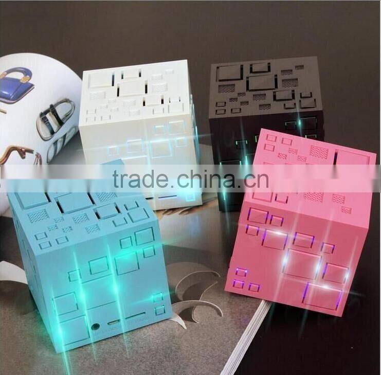 New Arrival Magic Cube Wireless Bluetooth Speaker With LED Flashlight/FM Radio Portable Q Plus Rubik's Cube Bluetooth Speaker