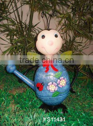 YS11431 20 inch high metal artwork garden watering can with unique design