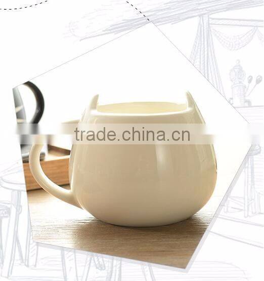 Creative gift Cartoon black and white ceramic cat mug