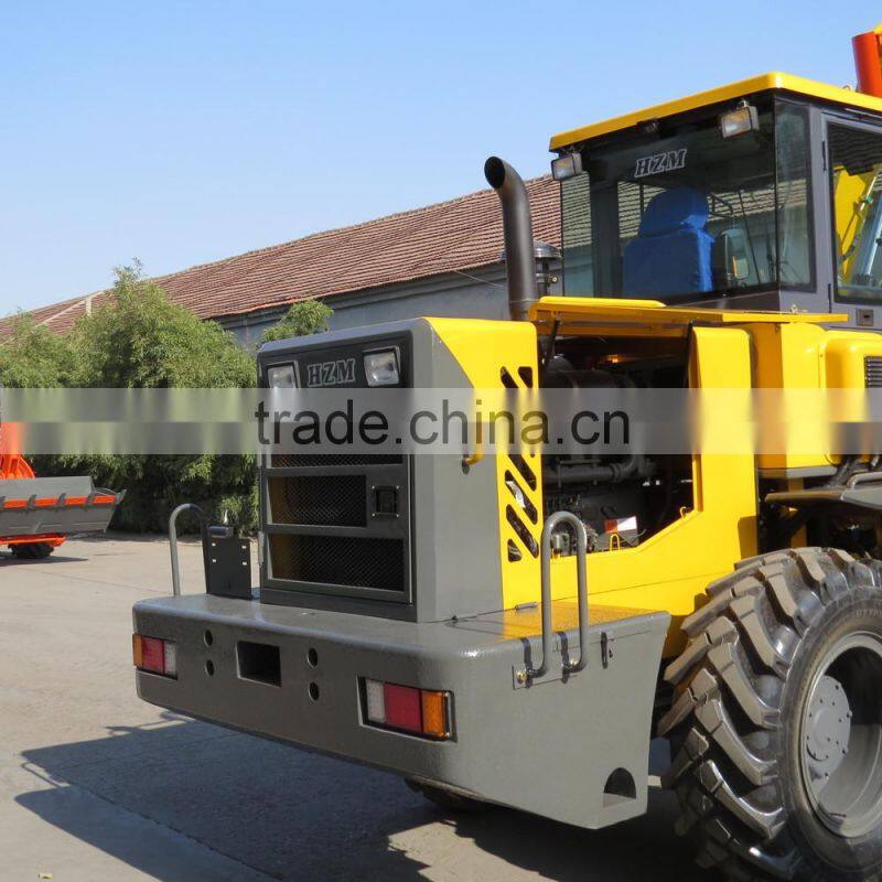 HZM 932 wheel loader with 6 cylinders engine in Dubai