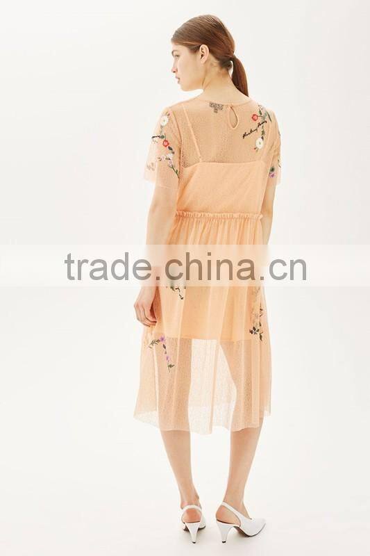 Woman Short Sleeve Flower Embroidered Midi Length Fashion Dress