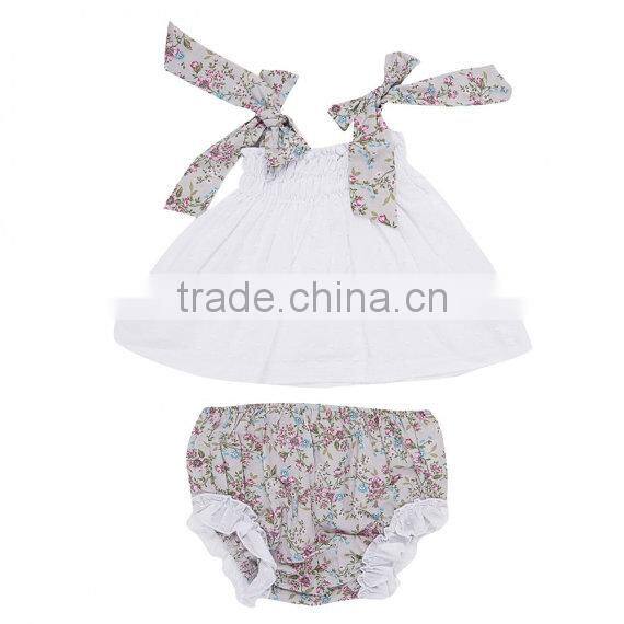 2017New fashion kids girl clothing two pieces children wholesale floral baby clothes set