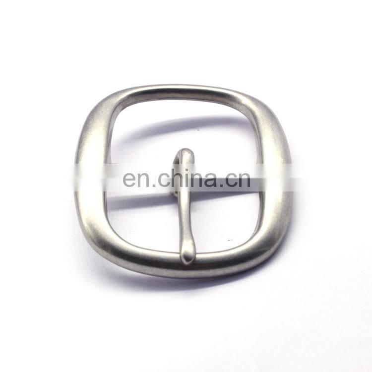 Volume Produce Factory Price O Ring Buckles Casual Vintage Skull Logo Belt Buckle