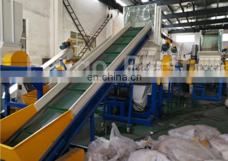 Waste Plastic Recycling Machine for Plastic Film, Jumbo Bags, Basket