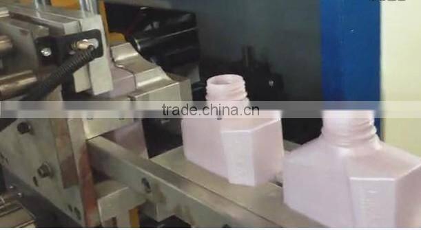 Full-auto extrusion bottle blow moulding machine
