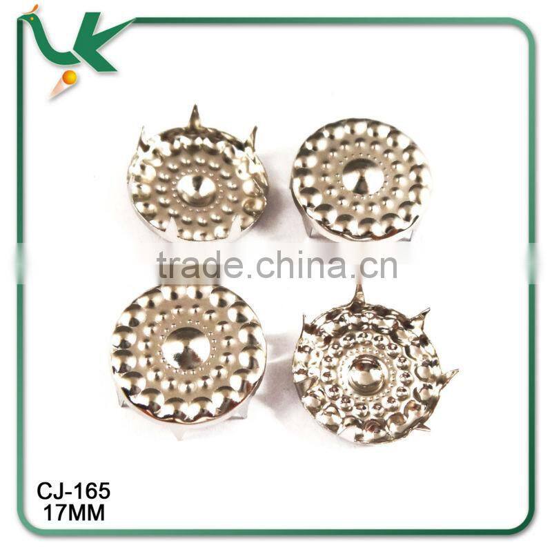 Different Colours Pyramid Metal Nailhead stud