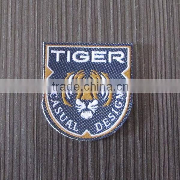 Beautiful Tiger Head Designed Woven Label for Apparel