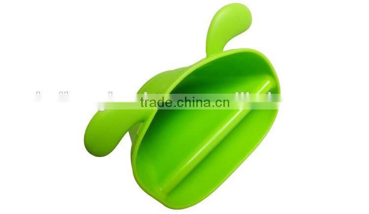 A06-2 durable and ovenproof silicone grabber