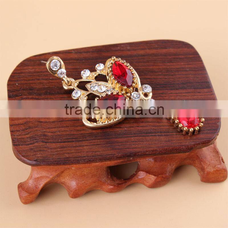 New Product 2015 Fashion Women Vintage Red Bridal Earrings