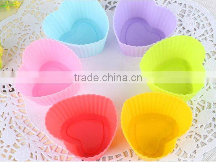 Kids Silicone heart shape cupcake baking pan