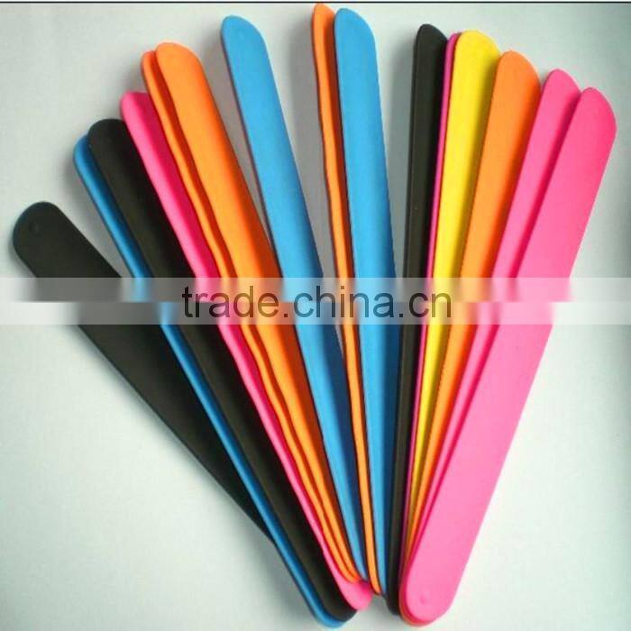 Wholesale High Quality Cheap Custom Silicone Slap Bracelet