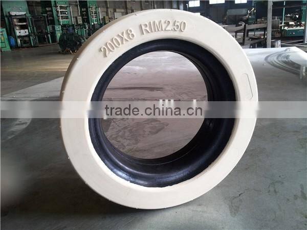 white smooth Solid Tire Type and ISO Certification tire for lifing platform