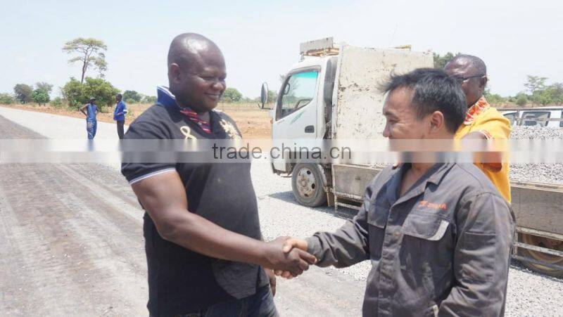 IKOM asphalt distributor with clean device