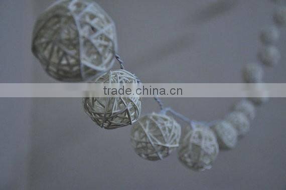 20 Bulbs Handmade Classic White Rattan ball fairy lights