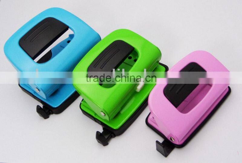 2014 new design metal decorative a4 hole punch paper