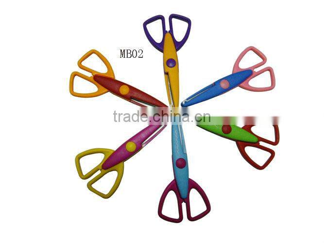 children paper scissor