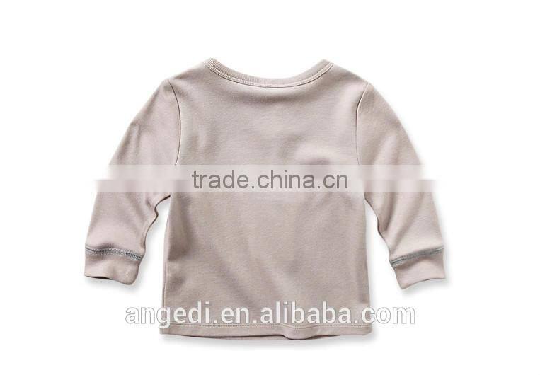 Flatlock baby sweatshirt