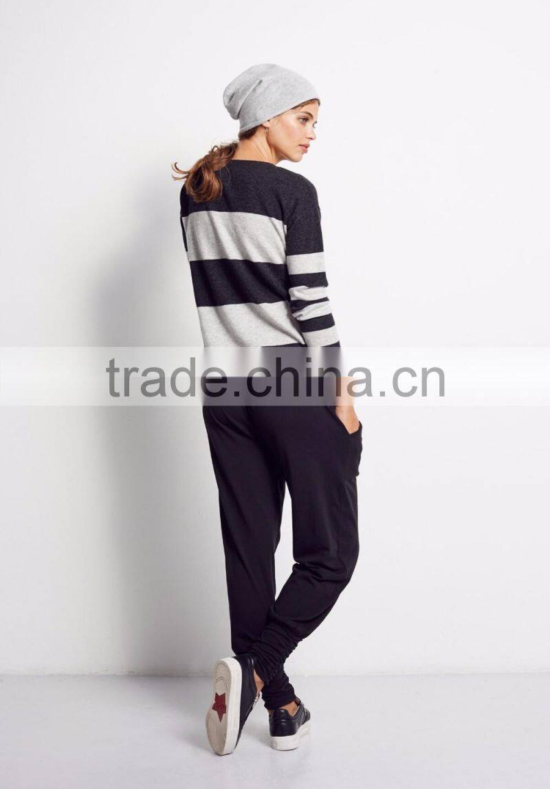 Mixed Colors Knitting Knitwear Young Fashion Knitwear China Clothing Manufacturer Supply