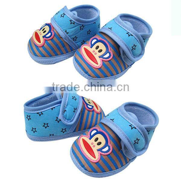 beautiful baby girl pre-walkler shoes