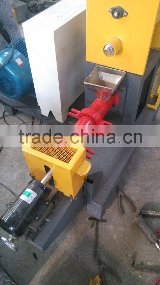 2016 year Best selling manufacturer price Automatic floating fish feed pellet machine