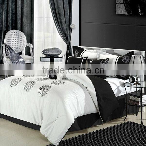 white and black cotton microfiber comforter set made in china