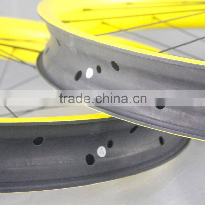 65mm wide hookless fat bike wheels On Promotion Thru Axle 32h Fat Bike Carbon Wheelset