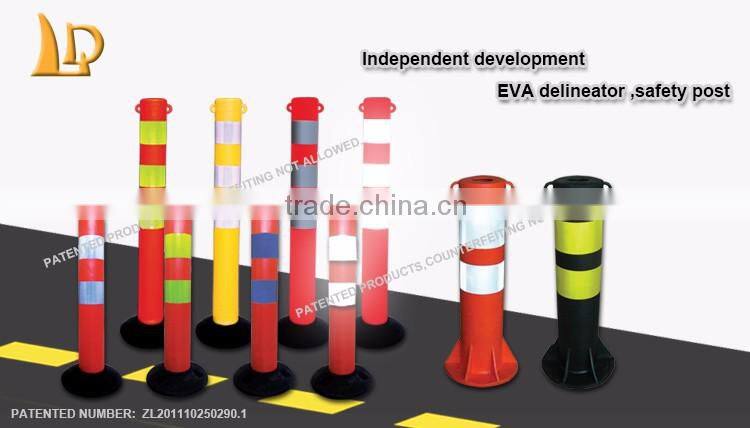 Super flexible traffic safety barricades