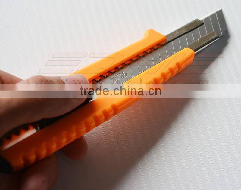 CN072 18mm snap off blade art knife