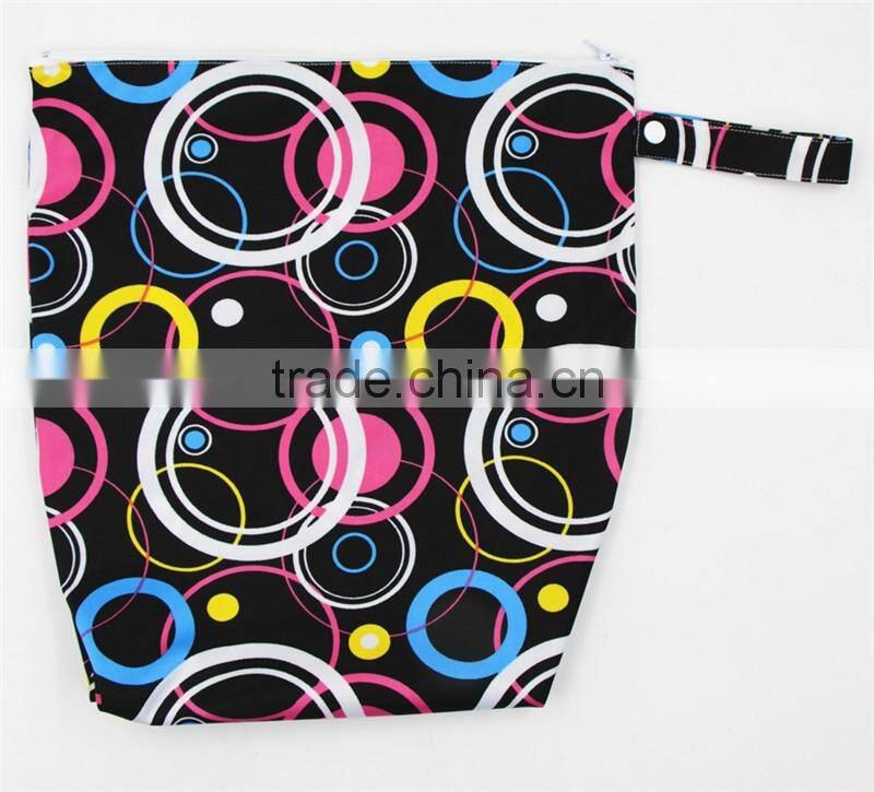 New design baby Cloth diaper zipper wetbag,washable and reusable double pocket cloth nappy bag