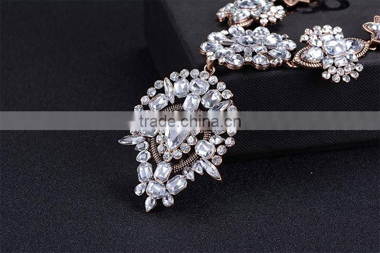 Latest Design Flower Shape China Factory Wholesale crysal diamond stone Jewelry Pearl Necklace