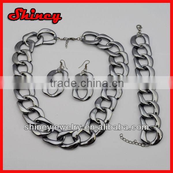 gold tone Lion Pendant Necklace set, inspired lion head medallion pendant necklace set, lion head jewelry