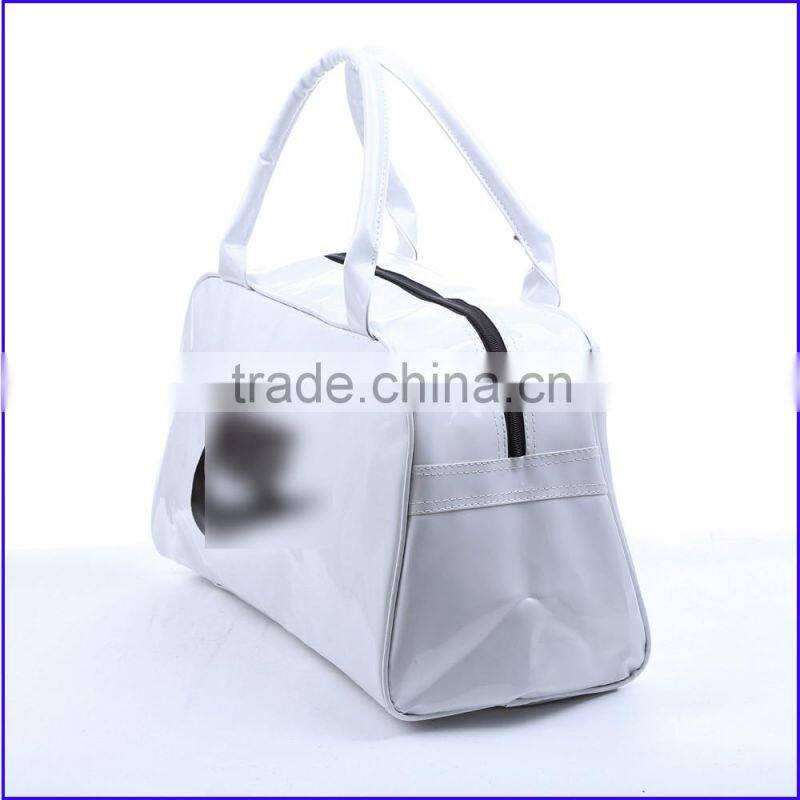 China waterproof PU leather shoulder travel sport gym bag