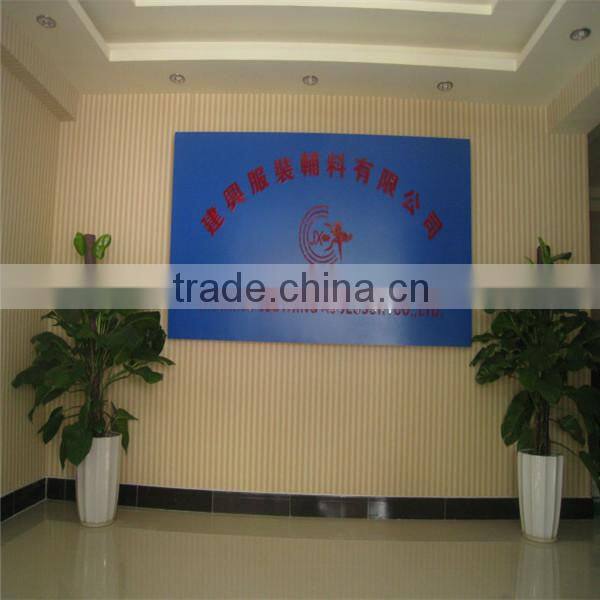 Polyester non-woven interlining soft hand feeling