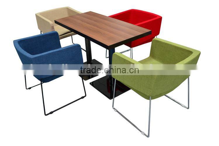 T006 Adjustable kids table and chair