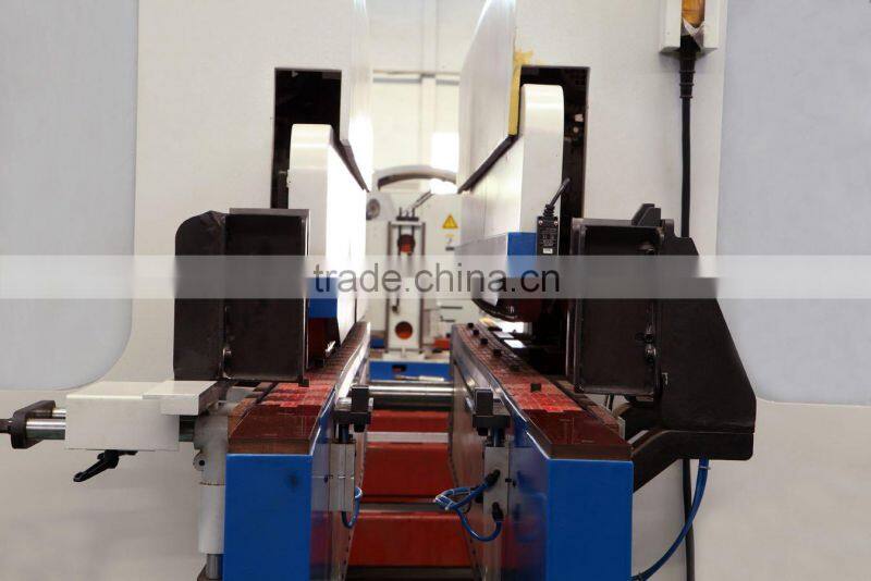 Flooring tenoner machine