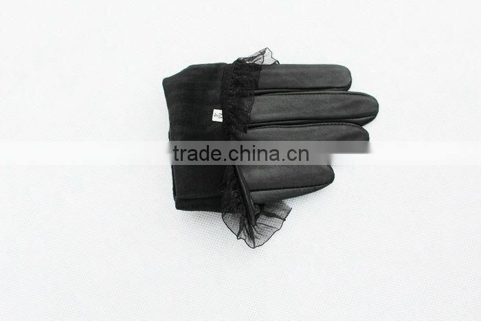 2015 new season fashion design with black lace lady leather gloves