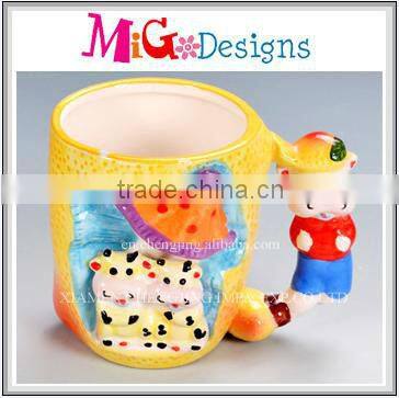 popular gifts embossed logo ceramic mug OEM custom welcome