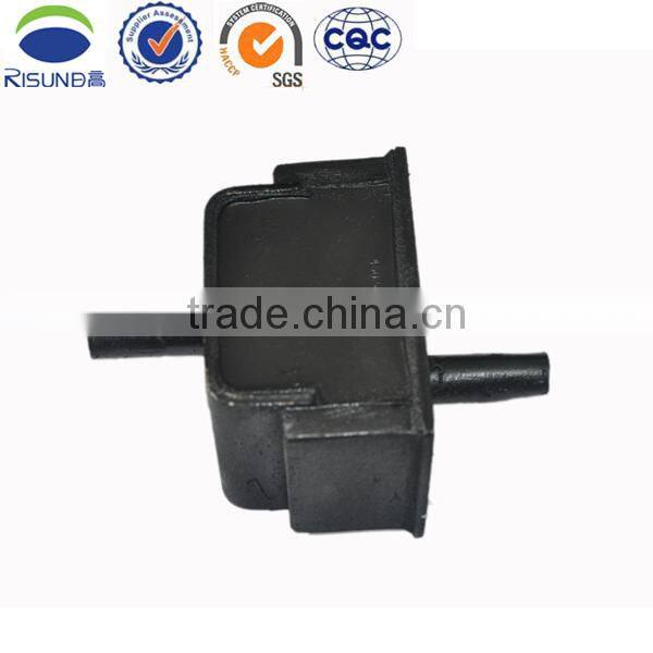 Customized concrete mixer truck engine mountings