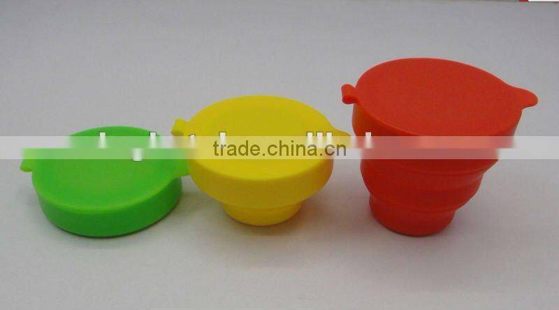 latest foldable food grade silicone pet bowl/dog bowl
