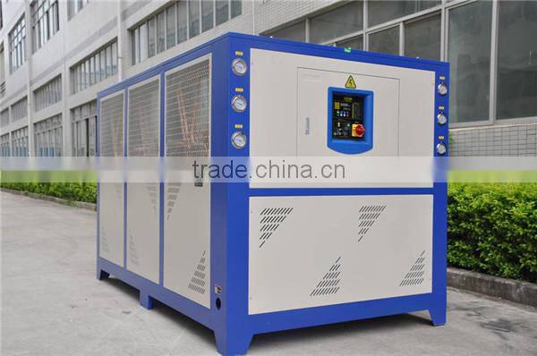 Box type High Efficient 142.2 KW Industrial Air Cooled Chiller