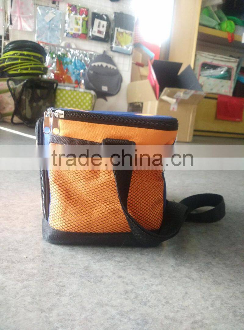 Convenient Outdoor Lightweight Cooler Lunch Bag for Dinner Drinks Carrier Lunchbag