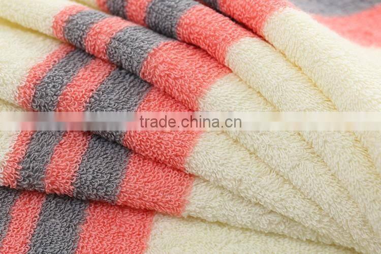Dobby border emboridered logo yarn color dyed sports towel