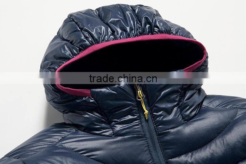OEM Fashion ultra light nylon down jackets/women slim fit Women Light Down Jacket For Outdoor and Indoor