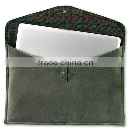 Secure snap opening water-resistant Shelter Cloth laptop bag with Interior brushed moleskin