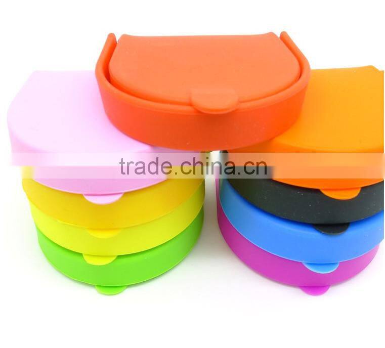 2015 Wholesale Silicone key case/kids money pouch/coin case