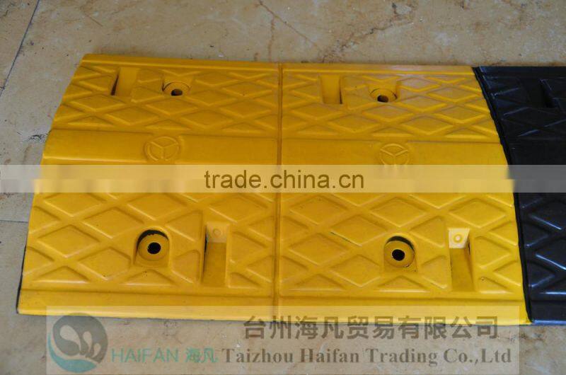 1000*350*50mm Durable Reflective Speed hump for Crossroads/High quality hot sell rubber speed bump used in Intersection