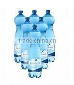 Carbonated beverage bottling plant/Automatic filling machine for soft drink / water