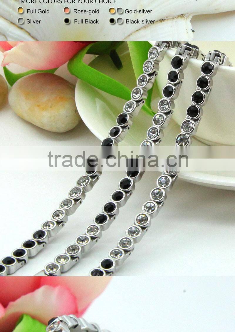 Women jewelry with silver magnetic white zircon bracelet